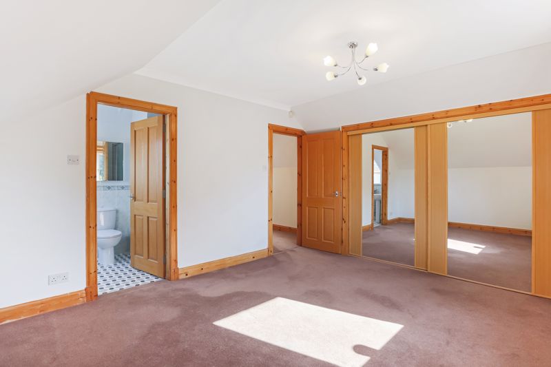 Queen Street Renfrew